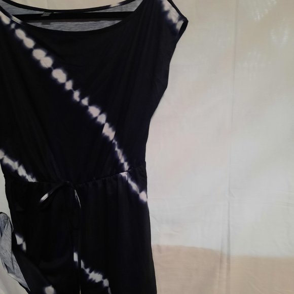 Ladies Tie - Dye Romper Size M - Picture 3 of 6